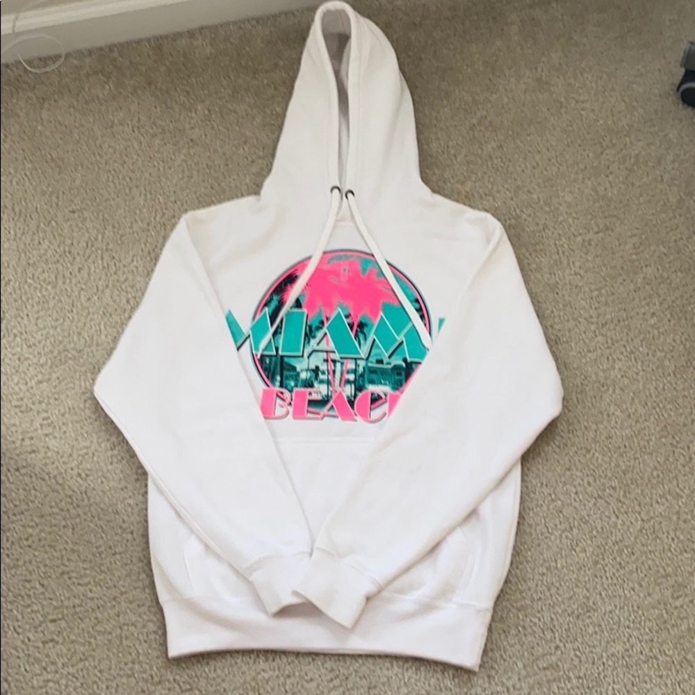 White hoodie
